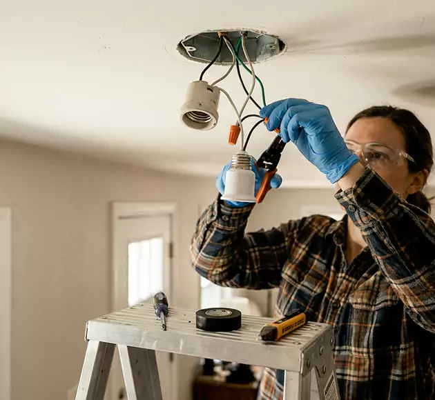 Professional Light Socket Replacement: Your Local Fixture Repair Team in Port Orange, FL